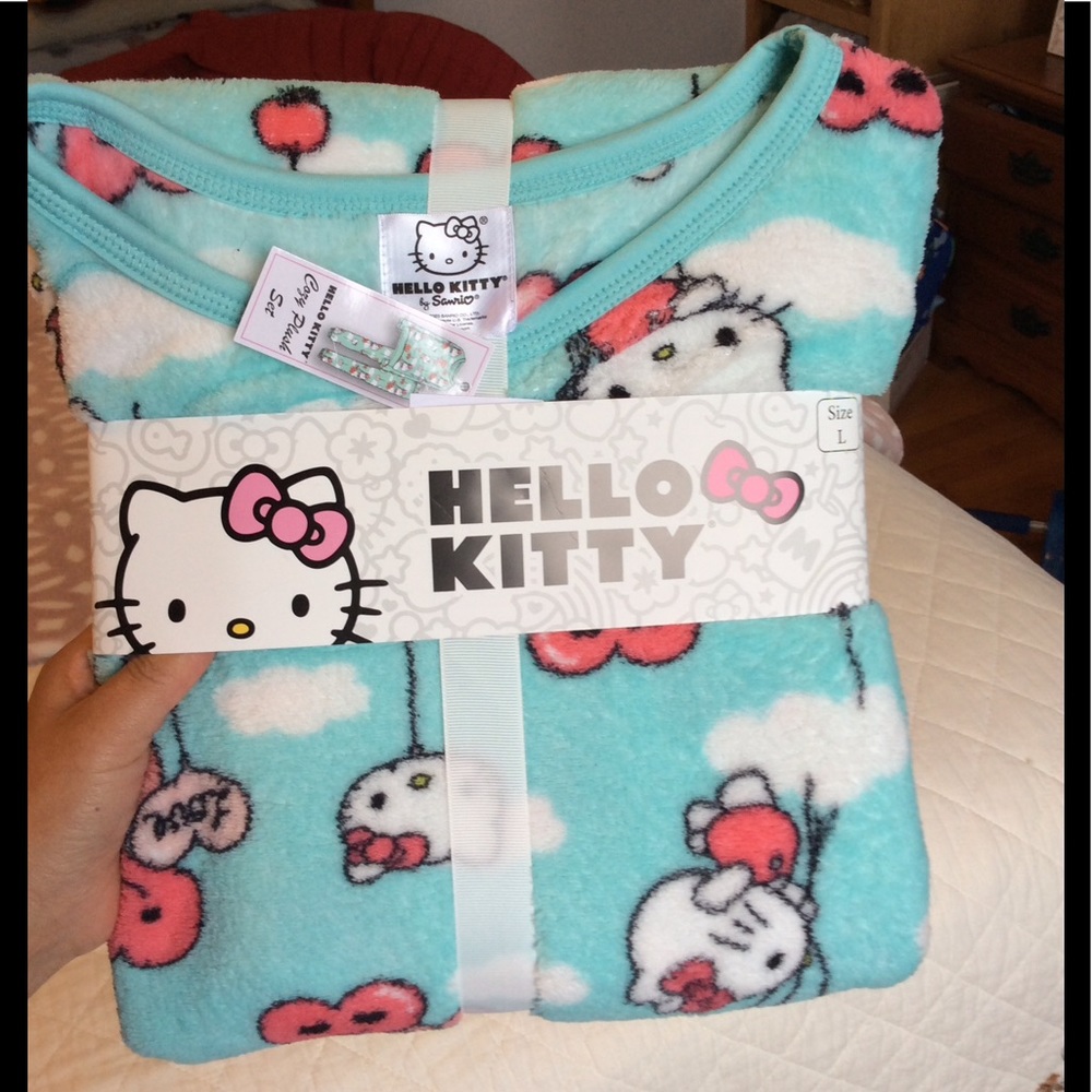 🎁Hello kitty pajamas set